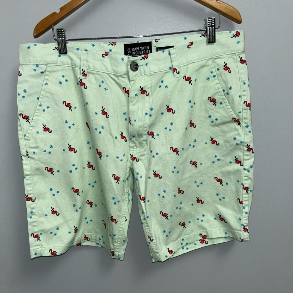 Raw Yarn Industries Men’s 36 Mint Green Flamingo Floral Stretch Twill Shorts